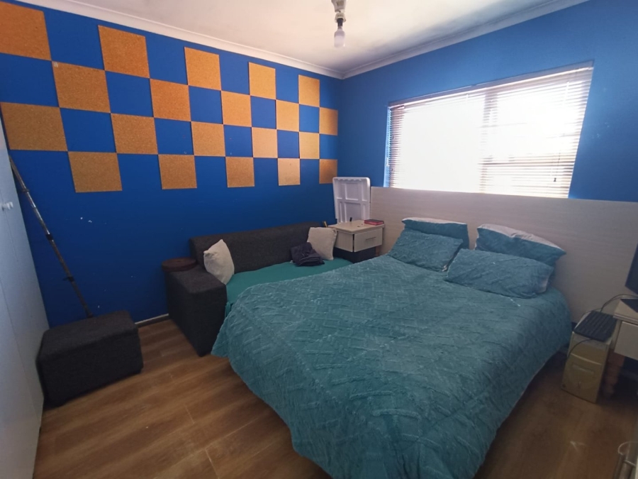 6 Bedroom Property for Sale in Surrey Estate Western Cape